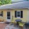 Harvard Squares ONLY Tiny House on the Charles! - Cambridge