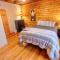 Bella Vista! Amazing Lake Views, Hot Tub, Peleton!