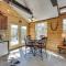 Cliffside Eureka Springs Cabin with Beaver Lake View