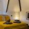 Green Corner Villa - Walls Hill - Cosy Luxury Apartment in Central Torquay with Free Parking & EV
