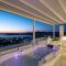 Panos Luxury Suite