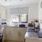 35 Strawberry Hill, Tolroy Manor