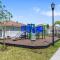 Elegant 3BR/2BA Condo Near Beaches & Attractions - ملبورن
