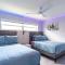 Hollywood Paradise Luxury 4BR 3BA Home and Outdoor Fun with Heated Pool