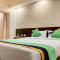 Treebo Golden Inn, 700 Mtrs From Promenade Beach
