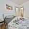 Fantasia del mare apartment and rooms