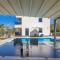 Villa LIO with private pool - Linardići
