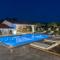 Aigli Villa