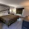 Super 8 by Wyndham Lake Charles/Sulphur