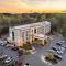 Wingate by Wyndham State Arena Raleigh/Cary Hotel - Raleigh