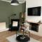 Hoole House- Recently decorated, bright and modern 2 bedroom house, close to Chester train station and the City Centre