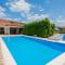 Villa Nino