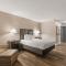 Sutter Inn