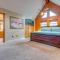 Pet-Friendly Canyon Lake Cabin, 1 Mi to Water!