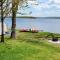 Lake Front Cottage, 5 Star Golf Course!! Spacious, Dream Resort!! - Keene