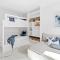 Unit 8 Nereus Stunning and Sophisticated 3 Bedroom Apartment with View