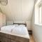 Holiday home in Scherpenisse with garden
