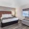 Oceanside Inn & Suites, a Days Inn by Wyndham - Fort Bragg