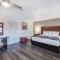 Oceanside Inn & Suites, a Days Inn by Wyndham