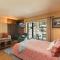Studio Purgatory Townhome 108