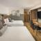 River Canyon Lodge