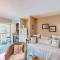 Apple Valley Treetop Villa