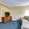 Fairfield Inn & Suites by Marriott Springfield Holyoke - Holyoke