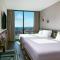 Moxy Downtown Los Angeles