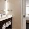 Residence Inn by Marriott New York JFK Airport