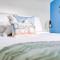 Towne Cottage Rockaway Beach - Meredith Lodging