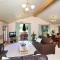 Upton Lakes Lodges