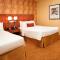 Courtyard by Marriott Chicago Naperville - Naperville