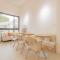 宇宙日光小公寓 Universe And Sunlight Apartment