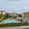 Bardolino Lake Apartments