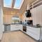 Nice Home In Hemmet With Kitchen - Хеммет