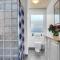 Three-Bedroom Holiday Home In Ronde