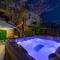 Studio Apartment Mare with private garden and jacuzzi