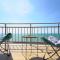 Beachfront Marilyn - دوريس