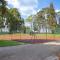 3 Bedroom Lovely Apartment In Ocquerre