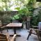 Kings Cross, self-contained house & private garden - Londra