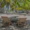 Manoush Beach