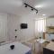 2E Apartments