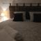 Duplex 6 pers proche circuit Paul Ricard Le Castellet avec piscine - 西格