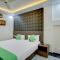 Treebo Trend Love Shore Residency Near Lakeshore Hospital - Kochi