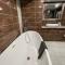 Spacious, luxury town centre Granary conversion