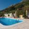 Two-Bedroom Holiday Home In Dingac