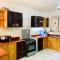 Lux Suites 3 Bedroom Hydro Apartments Nyali