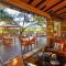 Riverside Guest Lodge