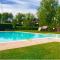 Apartment in residence with swimming pool near Peschiera del Garda.