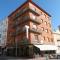 Hostal Zurich - 桑特费柳德吉克索尔斯